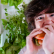 Illustration for article titled A Self-Sustaining Indoor Garden System Made Me a Summer Fresh Sandwich